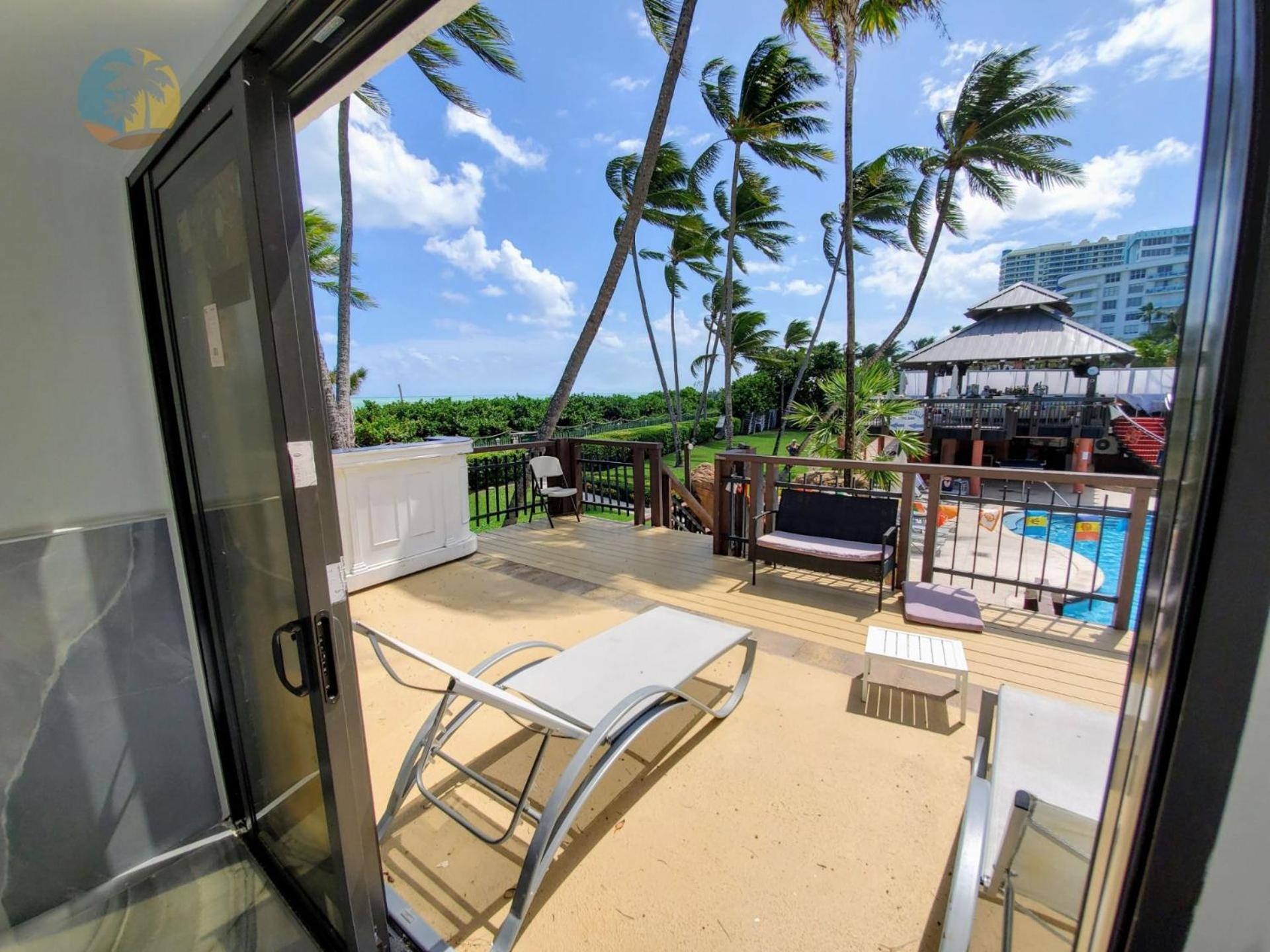 Deluxe Beach Resort - Hora Rentals Miami Beach Exterior foto