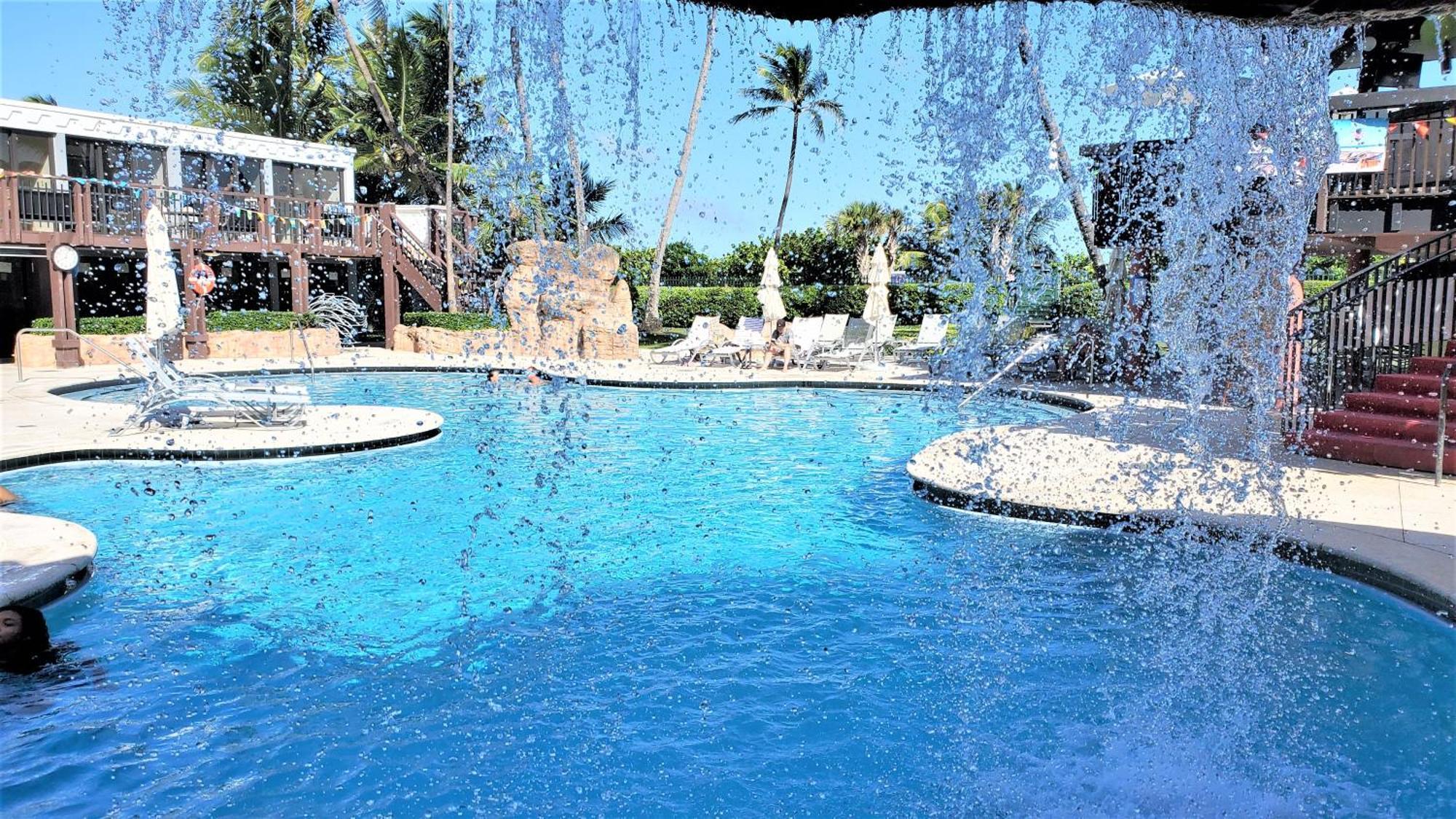 Deluxe Beach Resort - Hora Rentals Miami Beach Exterior foto